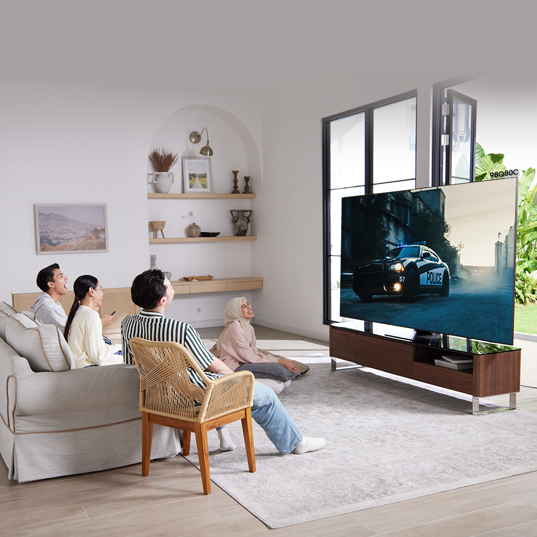 Kebersamaan dengan Keluarga Saat Ramadan Bisa Ditemani Samsung TV
