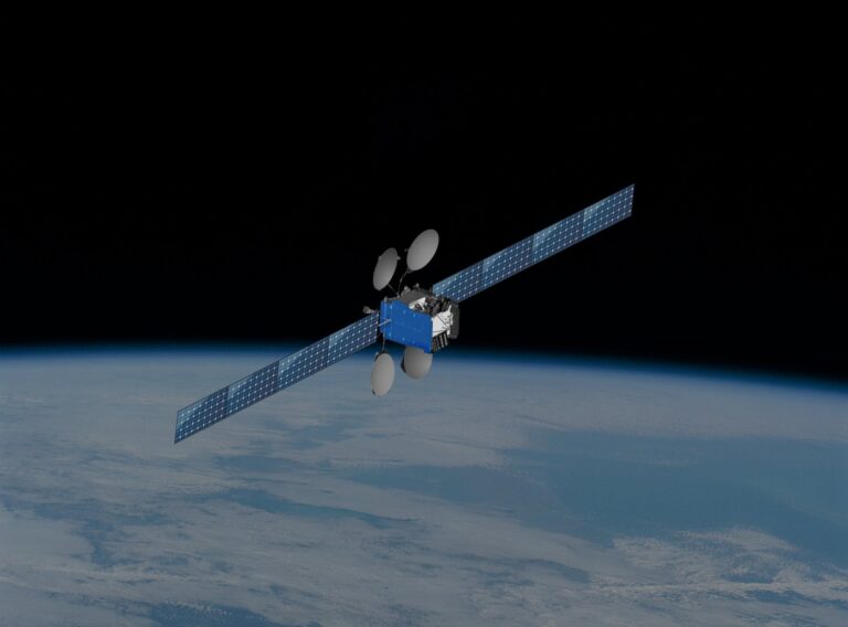 Satelit-Nusantara-Lima